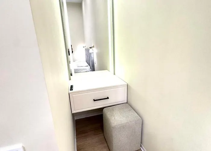 Doroshenka Street 19-3 * Lviv